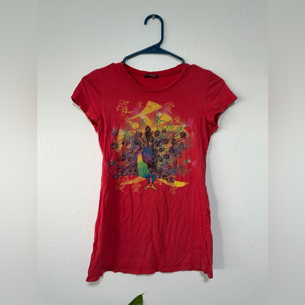 T Party 90’s Tee with Peacock Graphic